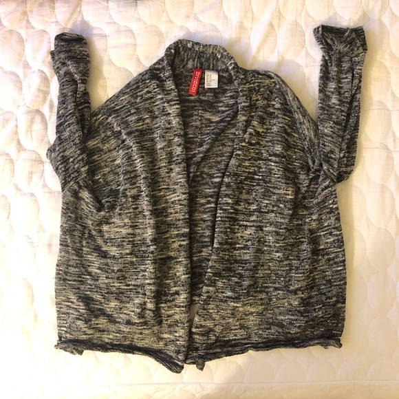 Shrugs - Picture 1 of 2